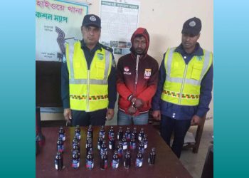 বগুড়ায় মহাসড়কে চেকপোস্ট বসিয়ে ফেন্সিডিল উদ্ধার-