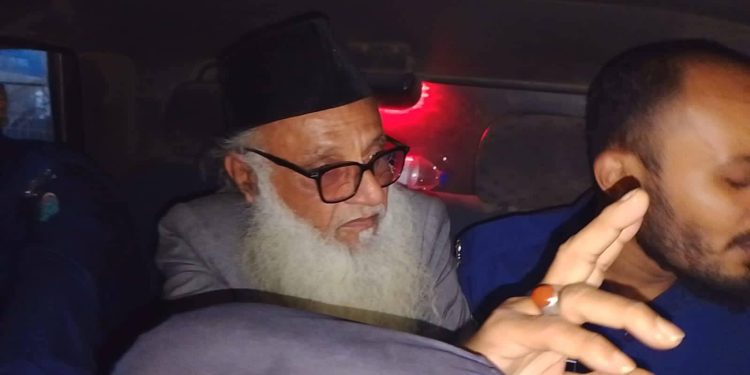 প্রধানমন্ত্রী শেখ হাসিনাকে নিয়ে কটুক্তি করায় ইউনিয়ন চেয়ারম্যান আটক