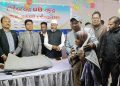 কুড়িগ্রামে নৌ পরিবহন প্রতি মন্ত্রীর উপহার কম্বল পেয়ে খুশি হতদরিদ্ররা