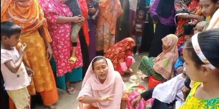 ইউটিউব দেখে খতনার চেষ্টা, শিশুর মৃত্যু। 