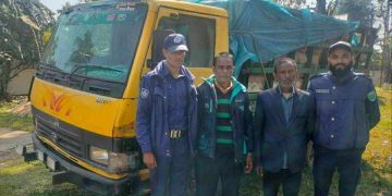 সুনামগঞ্জের তাহিরপুরে ৪ লাখ টাকার ভারতীয় পেয়াঁজসহ ইউপি সদস্য আটক।