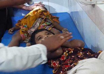 বেলকুচিতে মেয়াদোত্তীর্ণ স্যালাইন পানে এক শিশুর মৃত্যু চারজন অসুস্থ