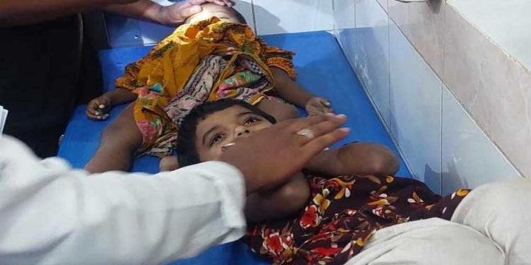 বেলকুচিতে মেয়াদোত্তীর্ণ স্যালাইন পানে এক শিশুর মৃত্যু চারজন অসুস্থ