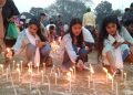 নড়াইলে মোমবাতি প্রজ্জ্বলন করে ভাষা শহীদদের স্মরণ