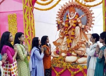 খুলনায় বিদ্যাদেবী মাতা সরস্বতীর শ্রী চরণে অঞ্জলীর মধ্যো দিয়ে সরস্বতী পূজা অনুষ্ঠিত!