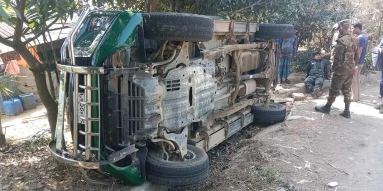 সাজেকে সড়ক দুর্ঘটনা আনসারের ব্যাটালিয়নের  আহত ৬ সদস্য 