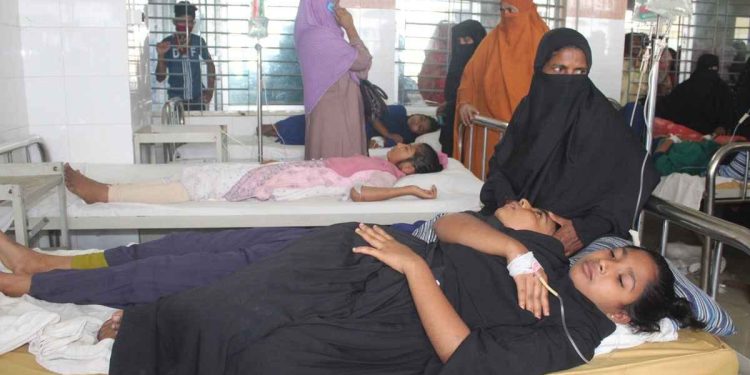 ভোলার চরপাতা মাধ্যমিক বিদ্যালয়ের শিক্ষার্থীরা হঠাৎ অসুস্থ হয়ে পরে