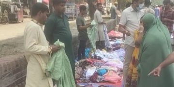 নারায়ণগঞ্জে আবারো বসেছে হকাররা-ক্রেতাদের ভিড়