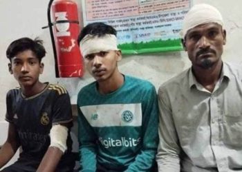 এসএসসি পরীক্ষার্থীসহ ৩ জনকে কুপিয়ে জখম