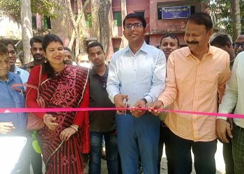 বাগেরহাটের মোল্লাহাটে ক্লাইমেট-স্মার্ট কৃষি প্রযুক্তি মেলা অনুষ্ঠিত।