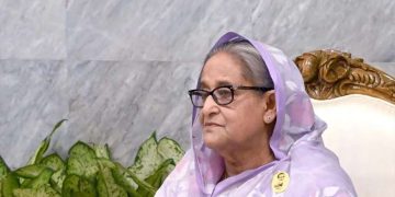 ইফতার পার্টি না করে মানুষের পাশে দাঁড়ানোর আহব্বান প্রধানমন্ত্রীর।