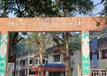 তেঁতুলিয়া বাংলাবান্ধায় ট্রাকের ধাক্কায় পাথর শ্রমিক নিহত ১  