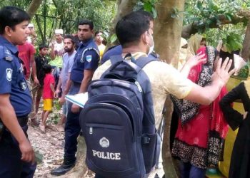 ফকিরহাটে কাঁঠাল গাছে ঝুলছিল নারীর মরদেহ