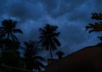 দুপরের মধ্যে দুই বিভাগে হতে পারে ঝড় – বৃষ্টি। 