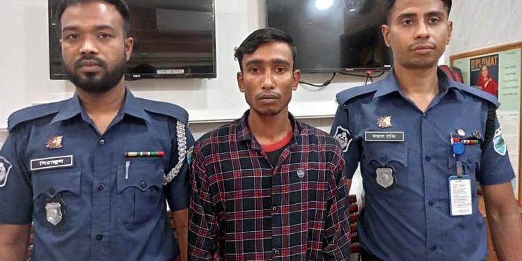 বগুড়ার শেরপুরে গাঁজাসহ যুবক গ্রেপ্তার