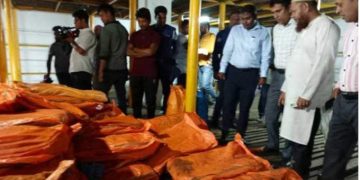 স্টার মাল্টিপারপাস কোল্ড স্টোরেজ থেকে মেয়াদোত্তীর্ণ খেজুর জব্দ 