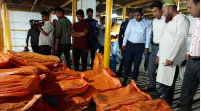 স্টার মাল্টিপারপাস কোল্ড স্টোরেজ থেকে মেয়াদোত্তীর্ণ খেজুর জব্দ