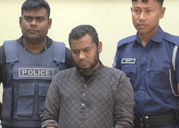 পঞ্চগড়ে মাদকসহ ব্যবসায়ী আটক