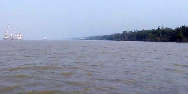 বাগেরহাট মোংলায় বলগেট ডুবির ঘটনায় নিখোঁজ ব্যাক্তির লাশ উদ্ধার