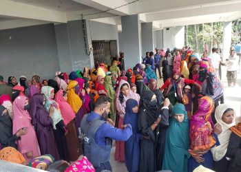 বাউফলে জাল ভোটারকে ছেড়ে দেয়ার অভিযোগ, তথ্য সংগ্রহে সাংবাদিককে বাধা