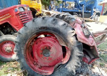 বোদা পৌর সভা খাটো পাড়া এলাকায় সড়ক দুর্ঘটনায় দুজন নিহত। 