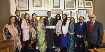 নবীগঞ্জের কৃতি সন্তান ‘ফ্রিডম অব দ্য সিটি অব লন্ডন’ সম্মাননা ভূষিত হলেন মাহতাব মিয়া