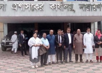 নারায়ণগঞ্জে ম্যুরাল পুন:স্থাপনের দাবিতে ডিসির সাথে নেতাদের সাক্ষাৎ