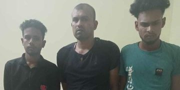 রাজশাহীর পুঠিয়ায় চেকপোস্টে পুলিশের উপর হামলার অভিযোগে গ্রেফতার ৩