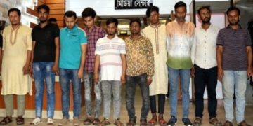 চোরাই মোবাইল বিক্রি কালে আটক-২০