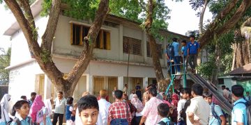 নগরকান্দা মডেল সরকারি প্রাথমিক বিদ্যালয়ে আগুন লেগে ব্যাপক ক্ষতি।