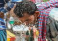 তীব্র গরমে অতিষ্ট বেড়া বাসী, কর্মক্ষেত্রে বিরূপ প্রভাব