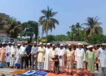 লামার আজিজনগরে বৃষ্টির জন্য ইসতিসকার নামাজ আদায় ।