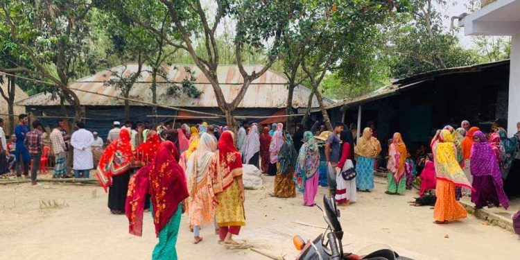 ক্ষেতলালে প্রেম ঘটিত কারনে প্রেমিক প্রেমিকার আত্মহত্যা