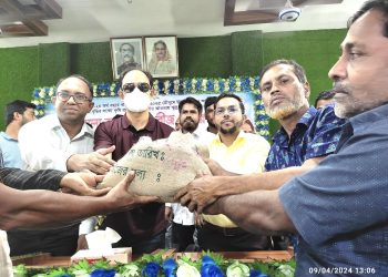 মাধবপুরে কৃষি প্রণোদনা কর্মসূচীর আওতায় বীজ ও সার বিতরণের শুভ উদ্বোধন