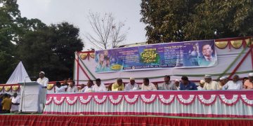 মাদারগঞ্জে অফিসিয়াল প্রার্থীদের পক্ষে নেতাকর্মীদের ভোট চাওয়ার নির্দেশ মির্জা আজম এমপি’র  