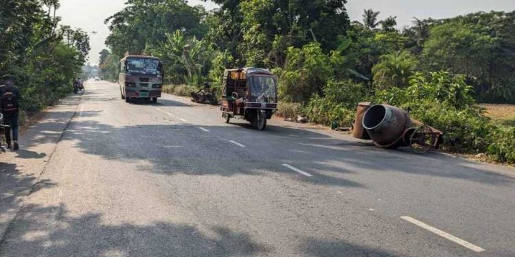 বাগেরহাটে বাস-নসিমনের মুখোমুখি সংঘর্ষ, নিহত ১ –