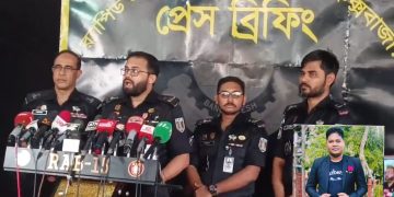 টেকনাফ ইয়াবা গদফাদার আব্দুল্লাহসহ  ৭লক্ষ ইয়াবা নিয়ে ৪ জন আটক ।