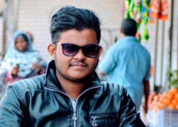 বস্তাভর্তি অস্ত্র নিয়ে ছাত্রলীগ নেতা ধরা, মুচলেকাইতে দফারফা।