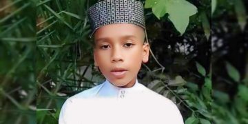 বাগেরহাট রামপালে নিখোঁজের ১৪ দিন পার হলেও সন্ধান মেলেনি এতিম শিশু তালহার।