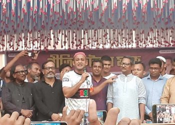 তেঁতুলিয়ার মানুষ খুবই অতিথিপরায়ণ বললেন ব্যারিস্টার সুমন।