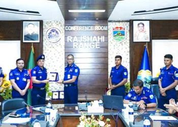 রাজশাহী রেঞ্জের সাজ্জাদ হোসেন আবারো শ্রেষ্ঠ ওসি ।