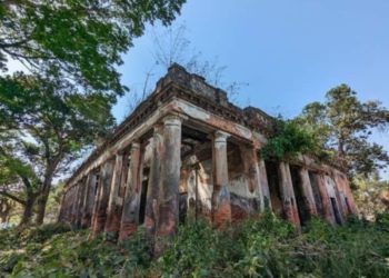 খালিশপুরের নীলকুঠি ইতিহাসের নির্মম সাক্ষী।