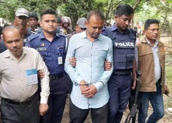 বগুড়ার গাবতলীতে প্রিজাইডিং অফিসার এবং এজেন্ট আটক।