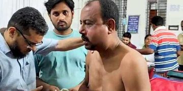 নড়াইলে নির্বাচনী সহিংসতা, ইউনিয়ন আওয়ামী লীগের সভাপতির উপর হামলা।