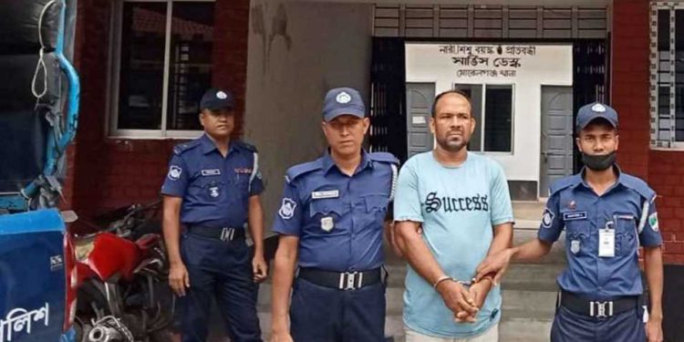 বাগেরহাট মোরেলগঞ্জে কৃষক হত্যা মামলার আসামি চট্টগ্রাম থেকে গ্রেফতার।