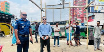 ভালুকায় পোস্টার ও ব্যানার অপসারণে মাঠে প্রশাসন।