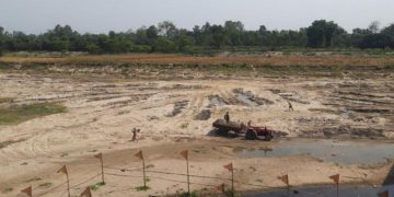 রংপুরে বালুখেকোদের রমরমা বাণিজ্য, রাজস্ব হারাচ্ছে সরকার ।