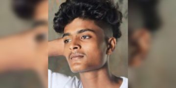 রামপালে পেট্রল পাম্পে টাকার বদলে কিশোরী প্রেমিকাকে জিম্মা রেখে পালালো প্রোমিক যুবক।