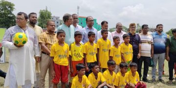 মাধবপুরে বঙ্গবন্ধু ও বঙ্গমাতা বেগম ফজিলাতুন্নেছা মুজিব গোল্ডকাপ ফুটবল টুর্নামেন্টের উদ্বোধন ।