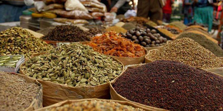 মসলার উত্তাপে পুড়ছে খুলনার বাজার!